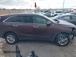 2018 Kia Sorento LX with VIN 5XYPG4A51JG354830, listed as a IAAI auction lot 41507165 with 99,598 mi miles and . Bid and sale history available at DreamBid. Image 14.