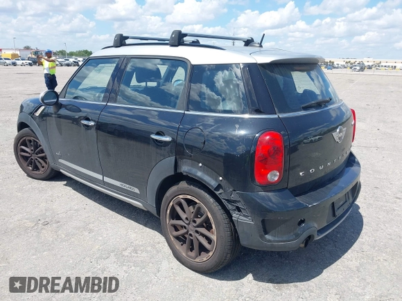 2016 MINI Countryman S z VIN WMWZC5C58GWU21536, wystawiony jako IAAI lot #41907958 z przebiegiem 83 761 mil mil oraz . Historia ofert i sprzedaży dostępna na DreamBid. Obrazek 3.