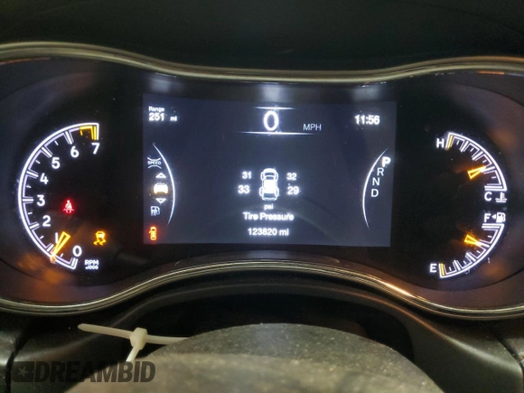 2020 Jeep Grand Cherokee Limited with VIN 1C4RJEBG4LC278706, listed as a Copart auction lot 85802484 with 123,820 mi miles and Clean Title. Bid and sale history available at DreamBid. Image 9.