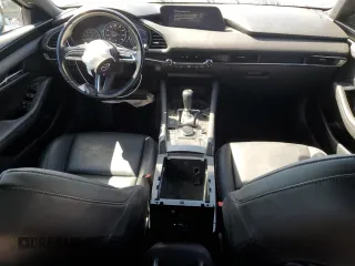 2021 Mazda Mazda3 Hatchback Preferred with VIN JM1BPALL6M1346943, listed as a Copart auction lot 48400755 with 44,700 mi miles and Salvage Title. Bid and sale history available at carsss.com. Image 8.