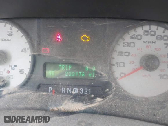 2006 Ford F-250 XL z VIN 1FTSW21PX6ED69409, wystawiony jako IAAI lot #42263767 z przebiegiem 233 176 mil mil oraz . Historia ofert i sprzedaży dostępna na DreamBid. Obrazek 15.