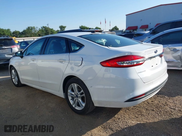 2018 Ford Fusion SE with VIN 3FA6P0H70JR250014, listed as a IAAI auction lot 41990580 with 121,628 mi miles. Bid and sale history available at carsss.com. Image 14.