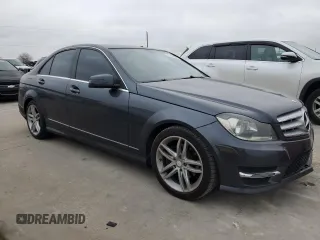 2013 Mercedes-Benz C 250 Sport с VIN WDDGF4HB0DA794420, выставлен на аукционе Copart как лот 41104684 с пробегом 178 174 миль миль и Списание • Salvage title. История ставок и продаж доступна на DreamBid. Изображение 4.