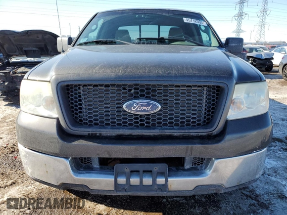 2005 Ford F-150 XLT with VIN 1FTPX12555FB05467, listed as a Copart auction lot 45712335 with 401,186 mi miles and Salvage Title. Bid and sale history available at carsss.com. Image 5.