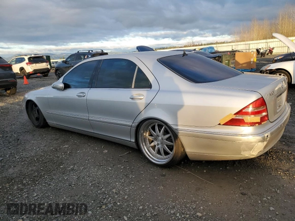 2001 Mercedes-Benz S 320/430/500 with VIN WDBNG70J01A180593, listed as a Copart auction lot 87868835 with 156,759 mi miles and Salvage Title. Bid and sale history available at carsss.com. Image 2.