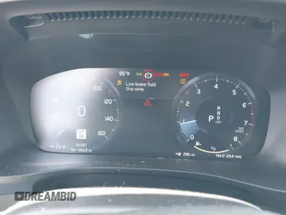 2021 Volvo XC40 Momentum z VIN YV4AC2HK4M2486512, wystawiony jako IAAI lot #42252265 z przebiegiem 56 397 mil mil oraz . Historia ofert i sprzedaży dostępna na DreamBid. Obrazek 7.