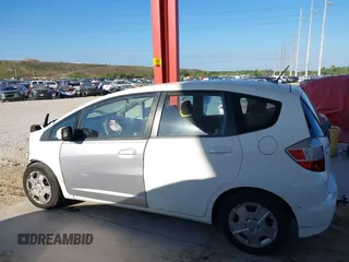 2013 Honda Fit with VIN JHMGE8H37DC063550, listed as a IAAI auction lot 41786000 with 187,854 mi miles. Bid and sale history available at carsss.com. Image 15.