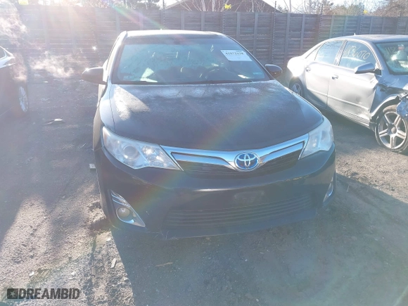 2012 Toyota Camry Hybrid XLE with VIN 4T1BD1FK3CU030064, listed as a IAAI auction lot 41872634 with 373,897 mi miles. Bid and sale history available at carsss.com. Image 12.