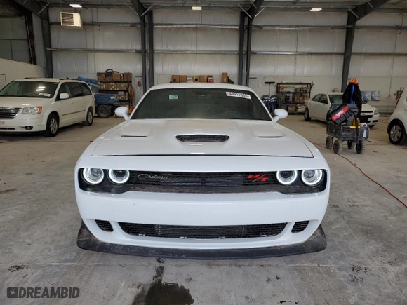 2019 Dodge Challenger R/T Scat Pack with VIN 2C3CDZFJ6KH625415, listed as a Copart auction lot 49912385 with 27,916 mi miles and Clean Title. Bid and sale history available at carsss.com. Image 5.