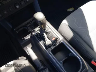 2021 Toyota Tacoma SR5 с VIN 3TMDZ5BN6MM099584, выставлен на аукционе IAAI как лот 41848068 с пробегом 28 556 миль миль и . История ставок и продаж доступна на DreamBid. Изображение 11.