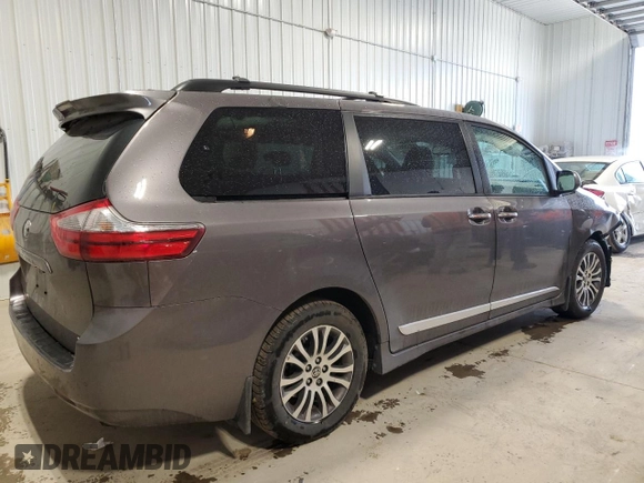 2020 Toyota Sienna XLE Auto Access Seat with VIN 5TDYZ3DC3LS079258, listed as a Copart auction lot 55288045 with 92,147 mi miles and Salvage title. Bid and sale history available at DreamBid. Image 3.