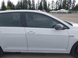 2021 Volkswagen GTI S z VIN 3VW5T7AU3MM000582, wystawiony jako IAAI lot #42279979 z przebiegiem 102 723 mil mil oraz . Historia ofert i sprzedaży dostępna na DreamBid. Obrazek 14.