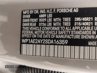 2025 Porsche Cayenne E-Hybrid Hybrid z VIN WP1AE2AY2SDA16359, wystawiony jako IAAI lot #41886547 z przebiegiem 2 828 mil mil oraz . Historia ofert i sprzedaży dostępna na DreamBid. Obrazek 19.