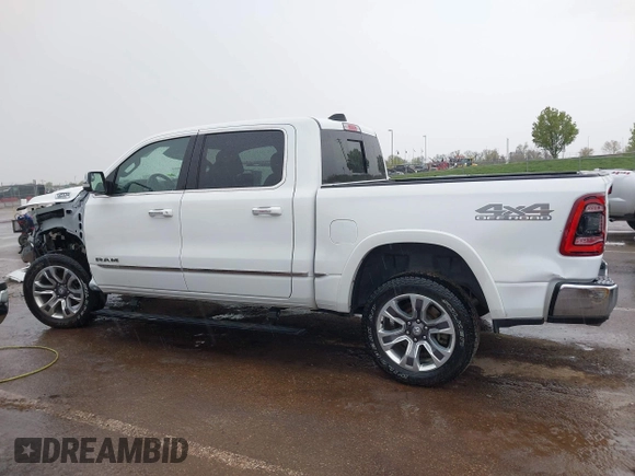 2022 Ram 1500 Limited z VIN 1C6SRFHT6NN446901, wystawiony jako IAAI lot #42042634 z przebiegiem 46 809 mil mil oraz . Historia ofert i sprzedaży dostępna na DreamBid. Obrazek 15.