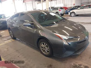 2016 Toyota Prius Two with VIN JTDKBRFU1G3512022, listed as a IAAI auction lot 41895173 with 105,844 mi miles. Bid and sale history available at carsss.com. Image 1.
