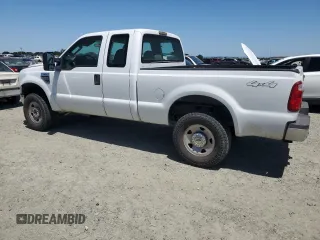 2008 Ford F-250 XL with VIN 1FTSX21598EE58662, listed as a Copart auction lot 57767305 with 137,970 mi miles and Salvage title. Bid and sale history available at DreamBid. Image 2.