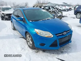 2014 Ford Focus SE z VIN 1FADP3K20EL173882, wystawiony jako IAAI lot #41627817 z przebiegiem 145 461 mil mil oraz . Historia ofert i sprzedaży dostępna na DreamBid. Obrazek 1.