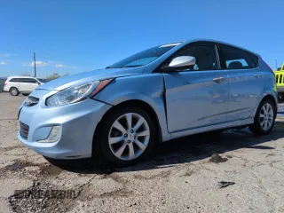 2013 Hyundai Accent SE with VIN KMHCU5AE7DU131347, listed as a Copart auction lot 50412695 with 71,578 mi miles and Salvage Title. Bid and sale history available at carsss.com. Image 1.