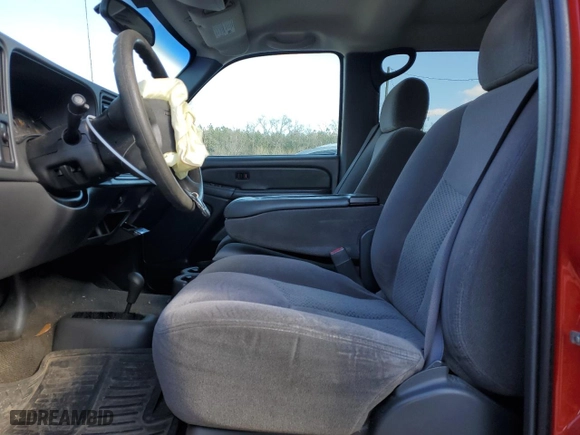 2006 Chevrolet Silverado 1500 LS with VIN 2GCEK13V961274534, listed as a Copart auction lot 45890885 with 252,393 mi miles and Salvage Title. Bid and sale history available at carsss.com. Image 7.
