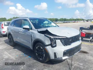 2024 Kia Sorento S with VIN 5XYRL4JC5RG278804, listed as a IAAI auction lot 42170947 with 12,709 mi miles and . Bid and sale history available at DreamBid. Image 6.