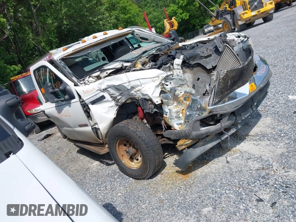 2004 Ford F-350 XL with VIN 1FTSW31P14EB24758, listed as a IAAI auction lot 42139431 with Not provided miles and . Bid and sale history available at DreamBid. Image 1.