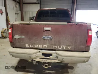 2007 Ford F-250 XL z VIN 1FTSW21PX7EA69659, wystawiony jako Copart lot #44042435 z przebiegiem 219 952 mil mil oraz Szkoda całkowita • Salvage title. Historia ofert i sprzedaży dostępna na DreamBid. Obrazek 6.