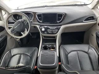 2021 Chrysler Pacifica Hybrid Limited with VIN 2C4RC1S76MR518110, listed as a Copart auction lot 54557065 with 61,908 mi miles and Salvage title. Bid and sale history available at DreamBid. Image 8.