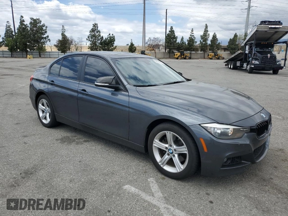 2015 BMW 3 Series 328i z VIN WBA3C1C59FK122223, wystawiony jako Copart lot #56991615 z przebiegiem 83 519 mil mil oraz Szkoda całkowita • Salvage title. Historia ofert i sprzedaży dostępna na DreamBid. Obrazek 4.