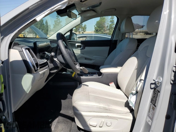 2024 Kia Sorento S with VIN 5XYRLDJC0RG270884, listed as a Copart auction lot 60683585 with 25,749 mi miles and Salvage title. Bid and sale history available at DreamBid. Image 7.