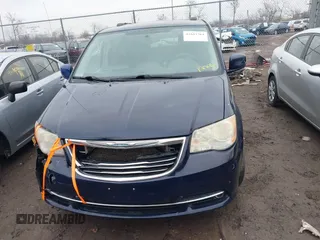 2013 Chrysler Town & Country Touring with VIN 2C4RC1BG9DR670205, listed as a IAAI auction lot 41683764 with 173,145 mi miles. Bid and sale history available at carsss.com. Image 12.