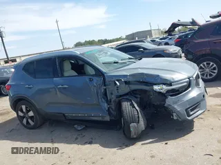 2021 Volvo XC40 Momentum z VIN YV4162UK4M2477791, wystawiony jako IAAI lot #41838849 z przebiegiem 25 944 mil mil oraz . Historia ofert i sprzedaży dostępna na DreamBid. Obrazek 13.