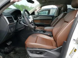 2022 Volkswagen Atlas SEL with VIN 1V2BP2CA0NC530770, listed as a Copart auction lot 55657454 with 31,121 mi miles and Salvage title. Bid and sale history available at DreamBid. Image 7.