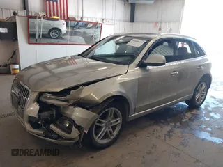 2014 Audi Q5 Premium Plus with VIN WA1LFAFP3EA032751, listed as a IAAI auction lot 41608679 with 96,586 mi miles. Bid and sale history available at carsss.com. Image 17.