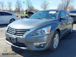 2015 Nissan Altima 2.5 S with VIN 1N4AL3AP4FC586269, listed as a IAAI auction lot 41837344 with 92,973 mi miles. Bid and sale history available at carsss.com. Image 17.