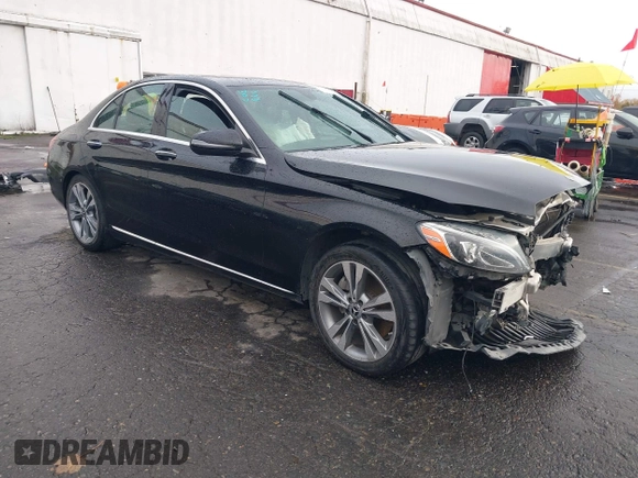 2018 Mercedes-Benz C 300 with VIN 55SWF4JB2JU265097, listed as a IAAI auction lot 40845046 with 100,576 mi miles and . Bid and sale history available at DreamBid. Image 1.
