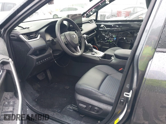 2024 Toyota RAV4 Hybrid XSE with VIN JTME6RFV3RD560533, listed as a IAAI auction lot 41756351 with 1 mi miles. Bid and sale history available at carsss.com. Image 5.