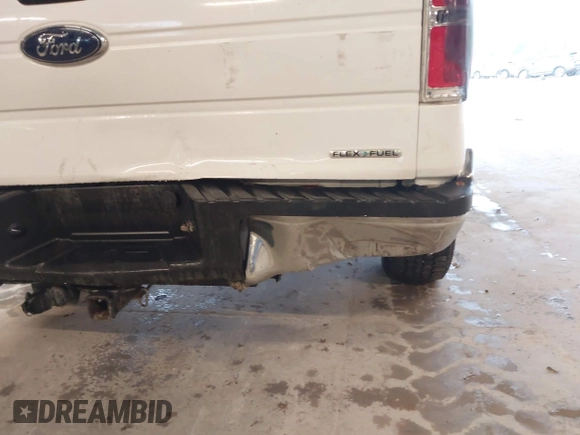 2013 Ford F-150 XL с VIN 1FTMF1CF2DFD52330, выставлен на аукционе IAAI как лот 42527052 с пробегом 173 898 миль миль и . История ставок и продаж доступна на DreamBid. Изображение 18.