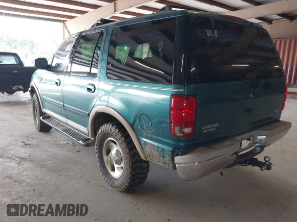 1998 Ford Expedition XLT z VIN 1FMPU18L7WLB31520, wystawiony jako IAAI lot #42240145 z przebiegiem 231 104 mil mil oraz . Historia ofert i sprzedaży dostępna na DreamBid. Obrazek 3.
