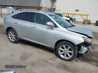 2010 Lexus RX 350 z VIN 2T2BK1BA9AC055046, wystawiony jako IAAI lot #41941006 z przebiegiem 139 287 mil mil oraz . Historia ofert i sprzedaży dostępna na DreamBid. Obrazek 1.