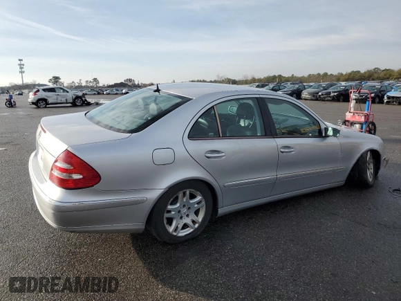2004 Mercedes-Benz E 320 with VIN WDBUF65JX4A425681, listed as a Copart auction lot 43060365 with 179,955 mi miles and Salvage Title. Bid and sale history available at carsss.com. Image 3.