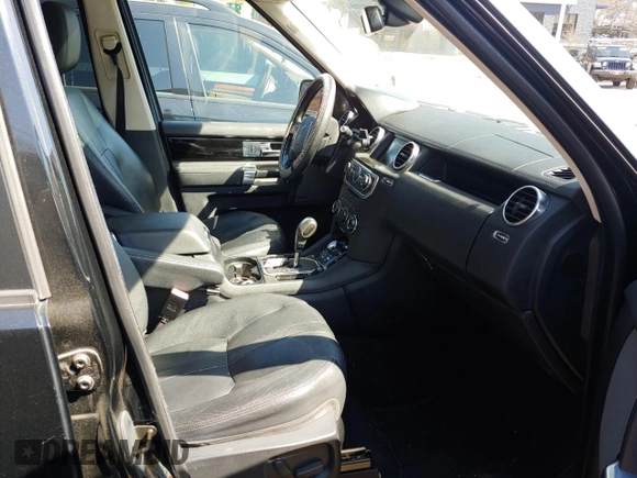 2012 Land Rover LR4 HSE with VIN SALAG2D49CA623150, listed as a Copart auction lot 49126865 with 171,970 mi miles and Clean title. Bid and sale history available at DreamBid. Image 5.