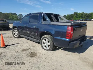 2008 Chevrolet Avalanche LTZ with VIN 3GNFK12308G274329, listed as a Copart auction lot 56370895 with 218,824 mi miles and Clean title. Bid and sale history available at DreamBid. Image 2.