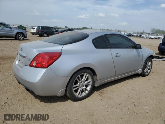 2008 Nissan Altima SE z VIN 1N4BL24E38C234814, wystawiony jako Copart lot #57090515 z przebiegiem 135 916 mil mil oraz Szkoda całkowita • Salvage title. Historia ofert i sprzedaży dostępna na DreamBid. Obrazek 3.