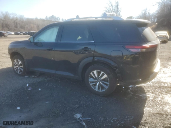 2024 Nissan Pathfinder SL with VIN 5N1DR3CC1RC227087, listed as a Copart auction lot 48757105 with 28,042 mi miles and Salvage Title. Bid and sale history available at carsss.com. Image 2.