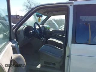 1997 GMC Safari with VIN 1GKDM19W5VB519516, listed as a IAAI auction lot 41662339 with 168,312 mi miles. Bid and sale history available at carsss.com. Image 5.