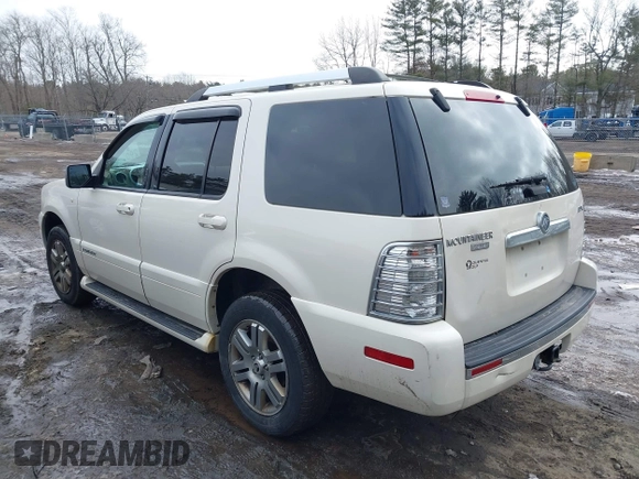 2008 Mercury Mountaineer Premier with VIN 4M2EU48848UJ00015, listed as a IAAI auction lot 41628733 with 307,424 mi miles. Bid and sale history available at carsss.com. Image 3.