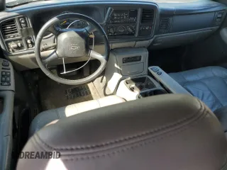 2001 Chevrolet Suburban LS with VIN 3GNFK16T31G244175, listed as a Copart auction lot 48522155 with 210,127 mi miles and Salvage Title. Bid and sale history available at carsss.com. Image 8.