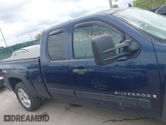 2008 Chevrolet Silverado 1500 1LT with VIN 2GCEK19J981271298, listed as a IAAI auction lot 42242284 with 186,255 mi miles and . Bid and sale history available at DreamBid. Image 13.