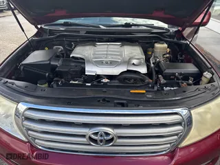2008 Toyota Land Cruiser with VIN JTMHY05J585000698, listed as a IAAI auction lot 41999924 with 329,279 mi miles. Bid and sale history available at carsss.com. Image 10.