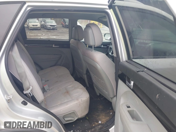 2014 Kia Sorento LX with VIN 5XYKTCA63EG506489, listed as a IAAI auction lot 41965074 with 143,875 mi miles and . Bid and sale history available at carsss.com. Image 8.